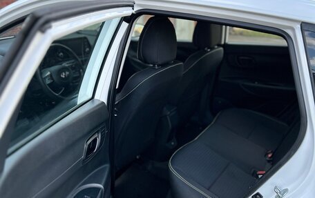 Hyundai i20 III, 2021 год, 1 800 000 рублей, 13 фотография