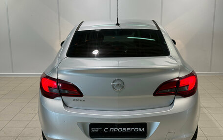 Opel Astra J, 2015 год, 830 000 рублей, 6 фотография