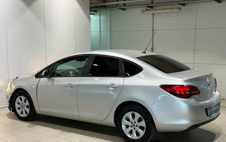 Opel Astra J, 2015 год, 830 000 рублей, 7 фотография