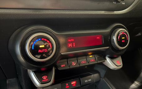 KIA Rio IV, 2017 год, 1 030 000 рублей, 13 фотография