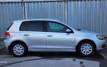 Volkswagen Golf VI, 2009 год, 740 000 рублей, 3 фотография