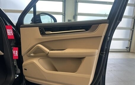 Porsche Cayenne III, 2025 год, 18 490 000 рублей, 17 фотография