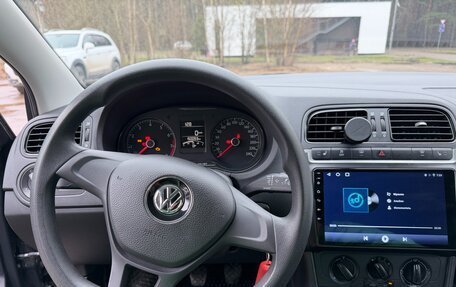 Volkswagen Polo VI (EU Market), 2016 год, 900 000 рублей, 9 фотография