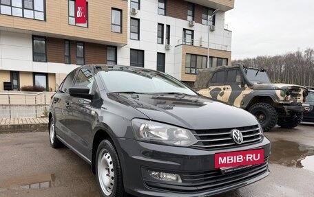 Volkswagen Polo VI (EU Market), 2016 год, 900 000 рублей, 2 фотография