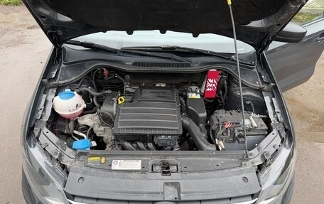 Volkswagen Polo VI (EU Market), 2016 год, 900 000 рублей, 13 фотография