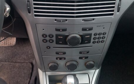 Opel Astra H, 2011 год, 670 000 рублей, 9 фотография