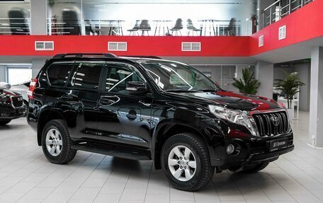 Toyota Land Cruiser Prado 150 рестайлинг 2, 2013 год, 2 490 000 рублей, 3 фотография