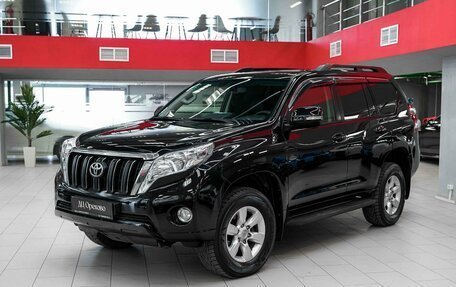 Toyota Land Cruiser Prado 150 рестайлинг 2, 2013 год, 2 490 000 рублей, 5 фотография