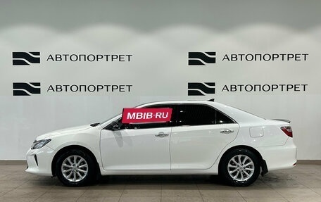 Toyota Camry, 2017 год, 1 799 000 рублей, 4 фотография