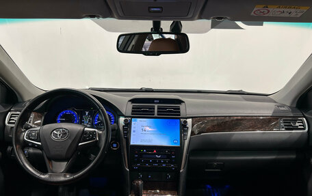 Toyota Camry, 2017 год, 1 799 000 рублей, 17 фотография