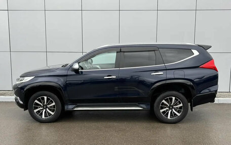 Mitsubishi Pajero Sport III рестайлинг, 2017 год, 2 990 000 рублей, 2 фотография