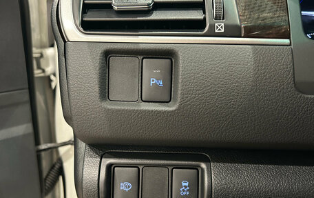 Toyota Camry, 2017 год, 1 799 000 рублей, 24 фотография