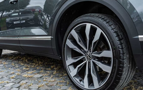 Volkswagen T-Roc I, 2022 год, 2 675 561 рублей, 7 фотография