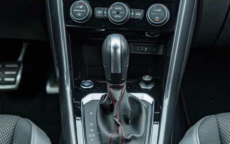 Volkswagen T-Roc I, 2022 год, 2 675 561 рублей, 16 фотография