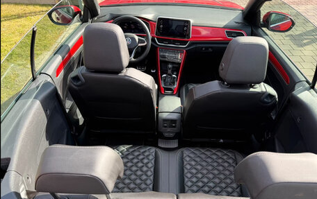 Volkswagen T-Roc I, 2022 год, 3 293 486 рублей, 12 фотография