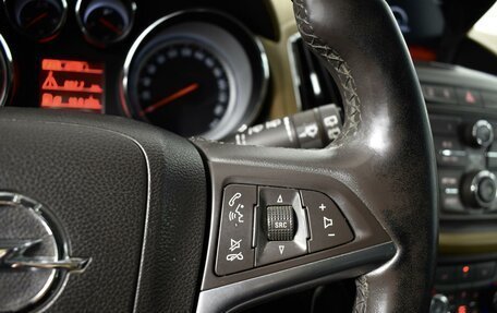 Opel Zafira C рестайлинг, 2014 год, 1 315 900 рублей, 16 фотография