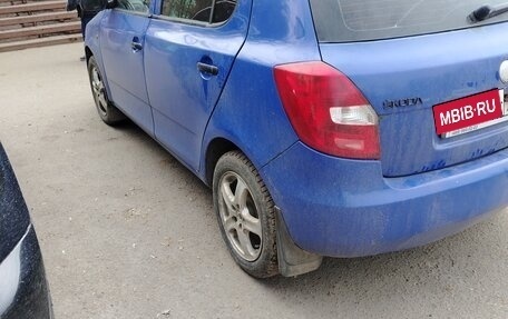 Skoda Fabia II, 2009 год, 295 000 рублей, 4 фотография