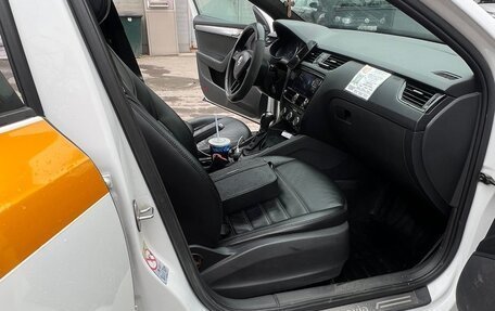 Skoda Octavia, 2017 год, 1 175 000 рублей, 8 фотография