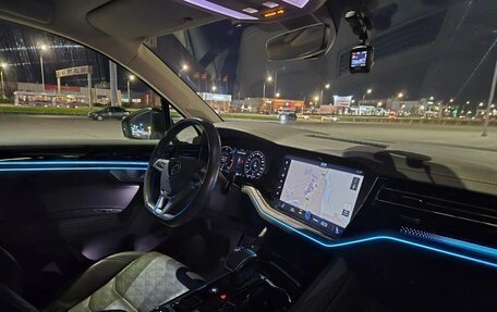 Volkswagen Touareg III, 2019 год, 5 250 000 рублей, 8 фотография