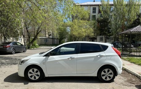 Hyundai Solaris II рестайлинг, 2014 год, 820 000 рублей, 3 фотография