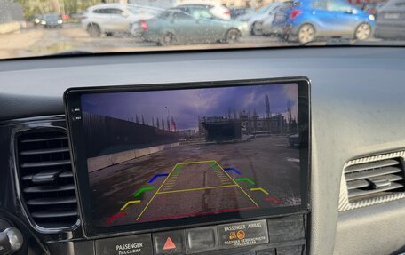 Mitsubishi Outlander III рестайлинг 3, 2013 год, 1 450 000 рублей, 17 фотография