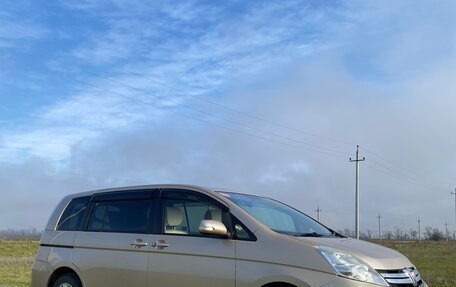 Toyota ISis I, 2012 год, 1 390 000 рублей, 2 фотография