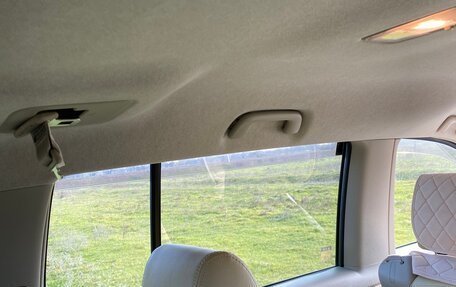 Toyota ISis I, 2012 год, 1 390 000 рублей, 21 фотография