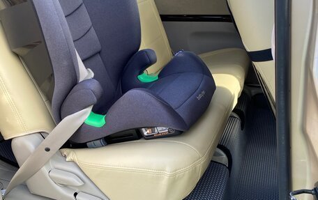 Toyota ISis I, 2012 год, 1 390 000 рублей, 25 фотография