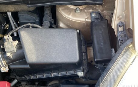 Toyota ISis I, 2012 год, 1 390 000 рублей, 38 фотография