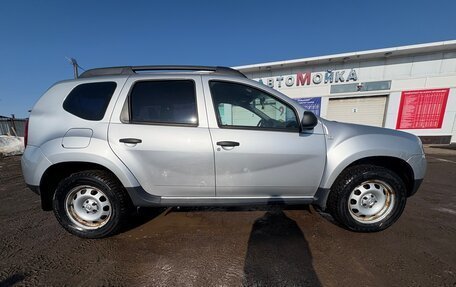 Renault Duster I рестайлинг, 2013 год, 900 000 рублей, 2 фотография