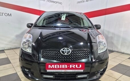 Toyota Yaris III рестайлинг, 2008 год, 601 000 рублей, 2 фотография