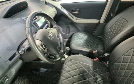 Toyota Yaris III рестайлинг, 2008 год, 601 000 рублей, 14 фотография