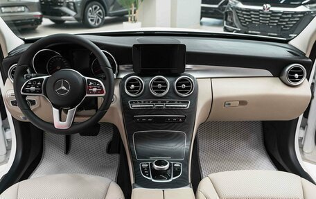 Mercedes-Benz C-Класс, 2019 год, 2 690 000 рублей, 10 фотография