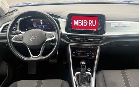 Volkswagen T-Roc I, 2023 год, 2 311 061 рублей, 13 фотография