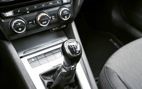 Skoda Octavia, 2014 год, 1 185 000 рублей, 9 фотография