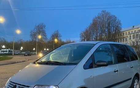 Volkswagen Sharan I рестайлинг, 2003 год, 610 000 рублей, 1 фотография