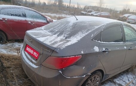 Hyundai Solaris II рестайлинг, 2014 год, 400 000 рублей, 1 фотография