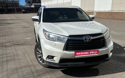 Toyota Highlander III, 2013 год, 2 100 000 рублей, 1 фотография