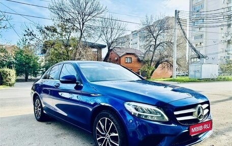 Mercedes-Benz C-Класс, 2019 год, 3 300 000 рублей, 1 фотография