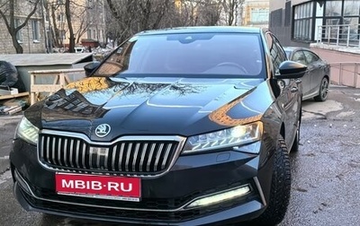 Skoda Superb III рестайлинг, 2021 год, 4 320 000 рублей, 1 фотография