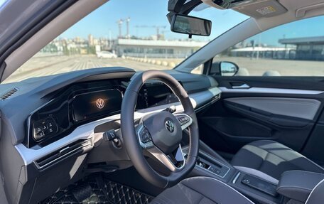 Volkswagen Golf VIII, 2023 год, 2 150 000 рублей, 11 фотография