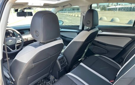 Volkswagen Golf VIII, 2023 год, 2 150 000 рублей, 15 фотография