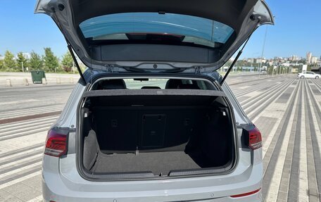 Volkswagen Golf VIII, 2023 год, 2 150 000 рублей, 18 фотография