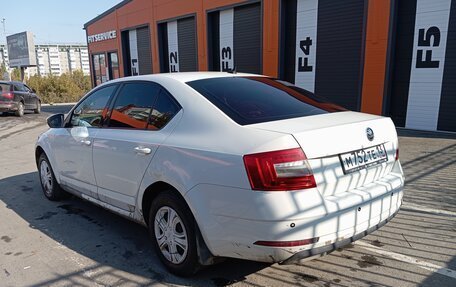 Skoda Octavia, 2018 год, 750 000 рублей, 4 фотография