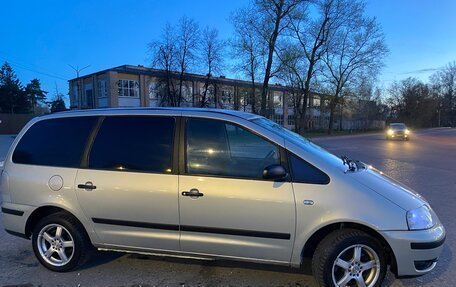 Volkswagen Sharan I рестайлинг, 2003 год, 610 000 рублей, 3 фотография