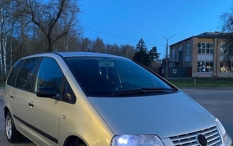 Volkswagen Sharan I рестайлинг, 2003 год, 610 000 рублей, 2 фотография