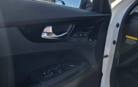 KIA K3, 2020 год, 1 900 000 рублей, 9 фотография