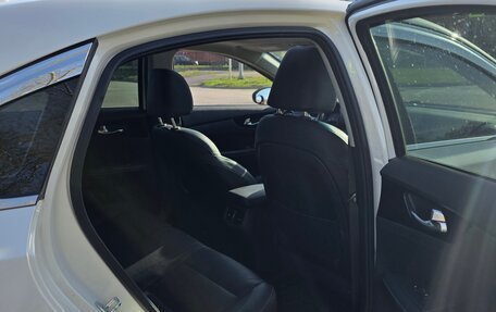 KIA K3, 2020 год, 1 900 000 рублей, 18 фотография