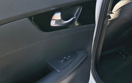 KIA K3, 2020 год, 1 900 000 рублей, 15 фотография