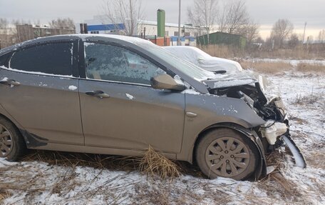 Hyundai Solaris II рестайлинг, 2014 год, 400 000 рублей, 7 фотография